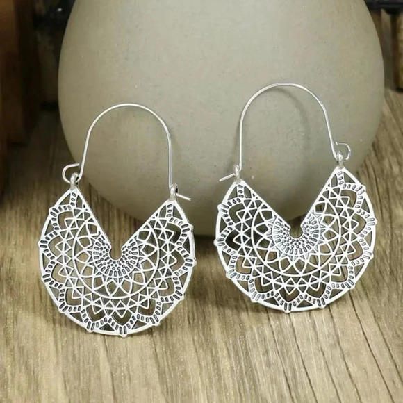 Silver Basketweave Hoop Earrings - Picture 1 of 1